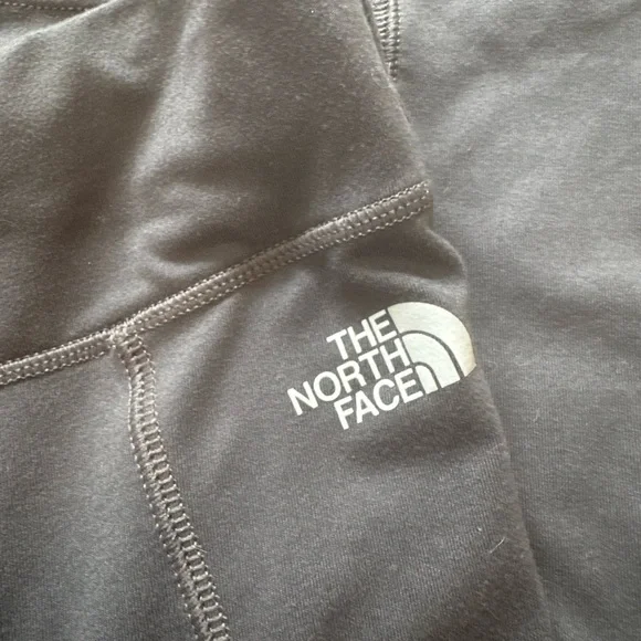 The Northface Leggings - Picture 2 of 5